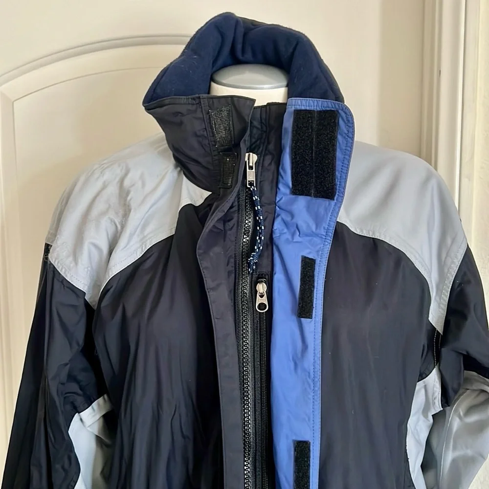 Patagonia ~All Weather Waterproof Jacket - Picture 2 of 16
